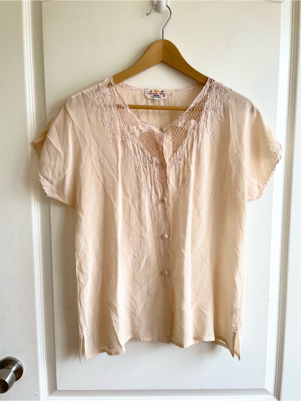 Vintage Womens 100% Silk Hand Embroidered Top XL Victorian Edwardian Golden Bee